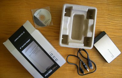  USB 500Gb (SP500GBPHDA50S2G) Armor A50, Gold