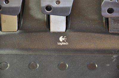 G27 Racing Wheel (941-000046)