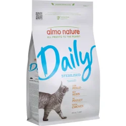 Корм сухий для котів Daily Cat Sterilised із куркою 1,2 кг