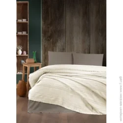    La Nuit      Exclusive Pique Cream 2 