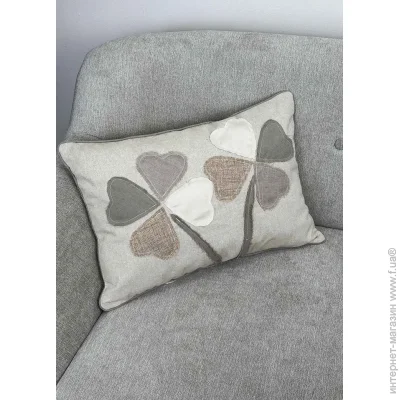      Clovers 35x45  07 
