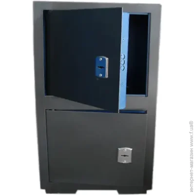     -    - 2  (7979)