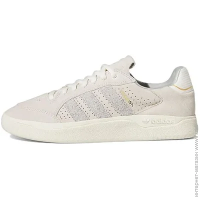    Adidas TYSHAWN LOW (HQ2006-48)