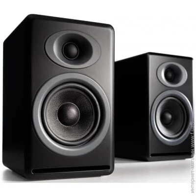   Audioengine P4-Black