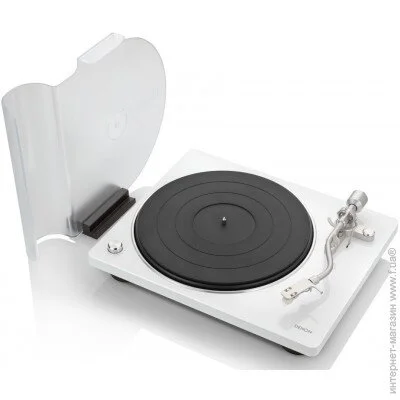   Denon DP-400