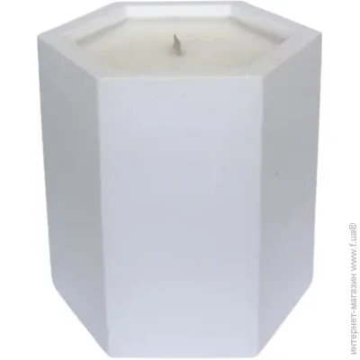 Feroma Candle   