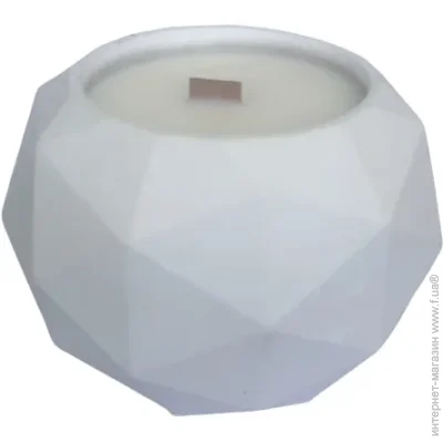 Feroma Candle   