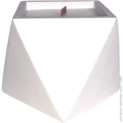 Feroma Candle   