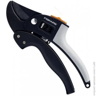  Fiskars PowerStep P83 (1000575)