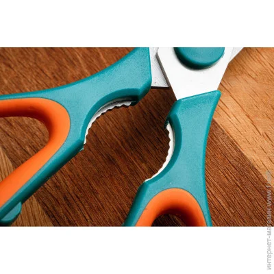 GT-6121   21  ./. GUSTO (110215)