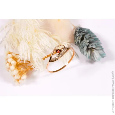 Jewellery Continent       19.5 (2244040232)