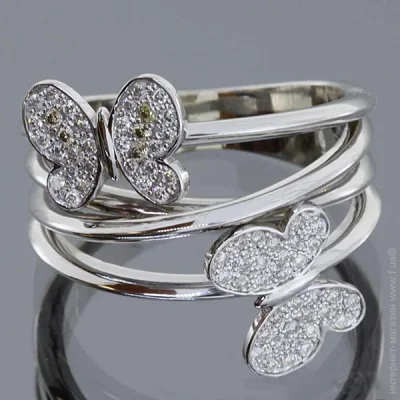 Jewellery Continent ʳ      19 (2249385210)