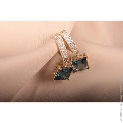  Jewellery Continent    London Blue (2050634404)