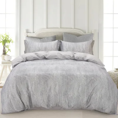    La Nuit  160x220      Petunia    