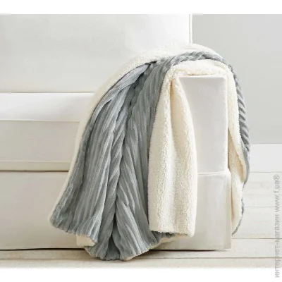 La Nuit  Trinidad 200x220  - 