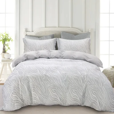    La Nuit  200x220      Zebra 2   