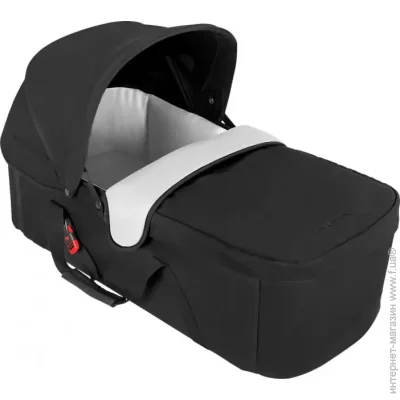 - Maclaren QUEST/XT  Black/Silver  (AGT29082)