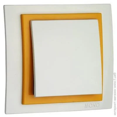  Mono   Larissa   103-000900-150