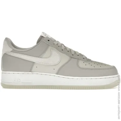    Nike Air Force 1 07 LV8 .42 (FN5832-001-42)
