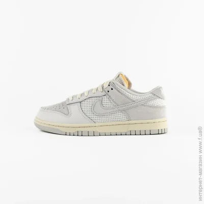    Nike Dunk Low (HF4297-001-39)