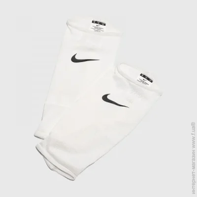Nike Guard Lock Sleeve (SE0174-103-XS)