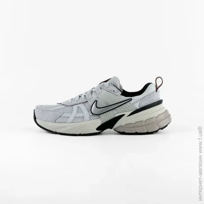    Nike V2K (FN6703-002-36)