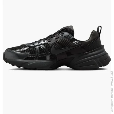   Nike V2K Run (HJ4497-001-47)