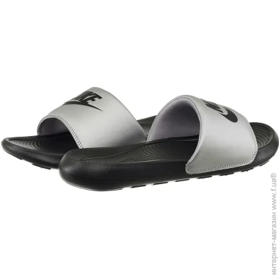  Nike Victori One (CN9677-006-39)