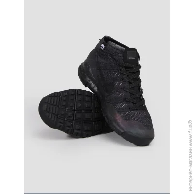    Nike WMNS FLYKNIT TRNR CHUKKA FSB (805093-001-40)