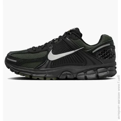    Nike Zoom Vomero 5 (HV2527-001-38)