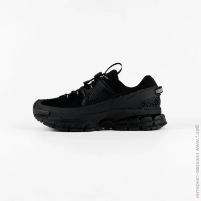    Nike Zoom Vomero Roam (HQ2181-004-41)