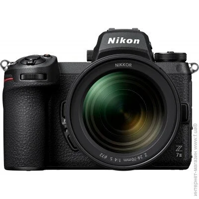  Nikon Z 7 II + 24-70 mm F4 Kit (VOA070K001)