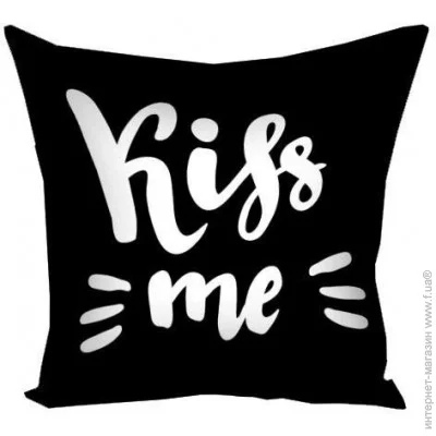      Presentville Kiss me 40x40  (4P_18L077)