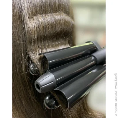  ()     TICO Professional Triple Barrel Waver (100324)
