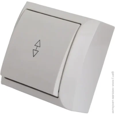 Underprice      10  220  2205 WHITE