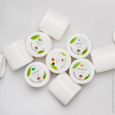   Uspix    100  U050006 (U050006)
