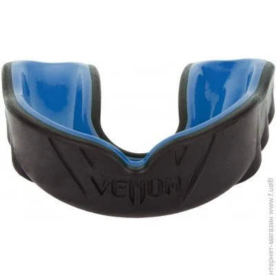 Venum Challenger Mouthguard / (0618-101)
