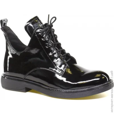 Veritas Shoes    Veritas .39  (056170-39)