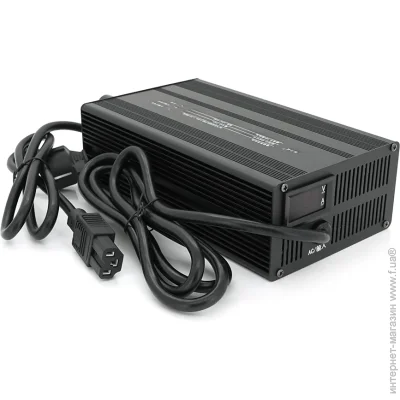Voltronic     36/48/60/72V, 15Ah, 1300W, LED-