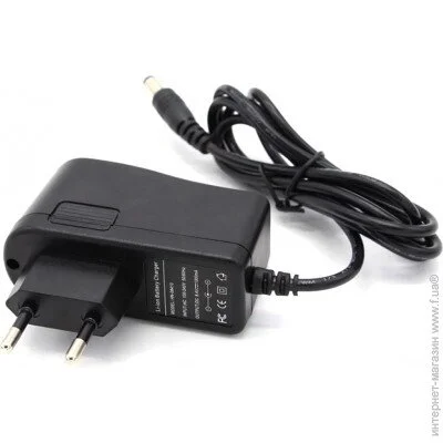 Voltronic      8.4V 1A, BOX