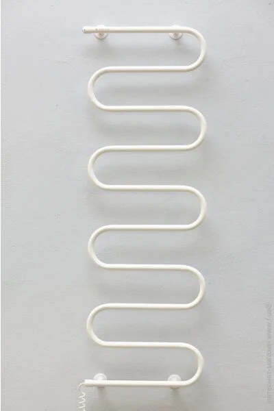     9       "-" (724909500)
