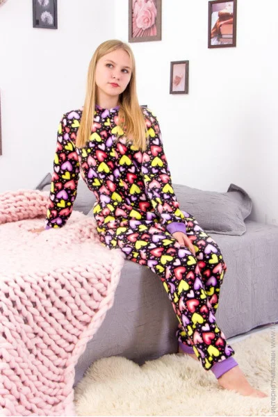 Кигуруми (пижама-комбинезон) Носи Своє Комбинезон для девочки (подростковый) Носи свое Черный (сердце) (6167-035-2-v16) Кигуруми (пижама-комбинезон) Носи Своє Комбинезон для девочки (подростковый) Носи свое Черный (сердце) (6167-035-2-v16)