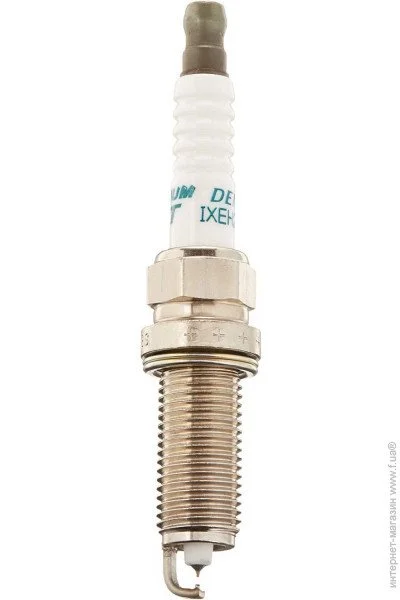   Denso Iridium TT (IXEH22TT.4)