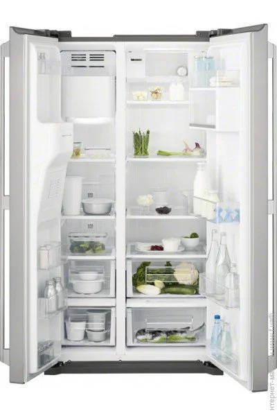 Side-by-side  Electrolux EAL6140WOU No Frost