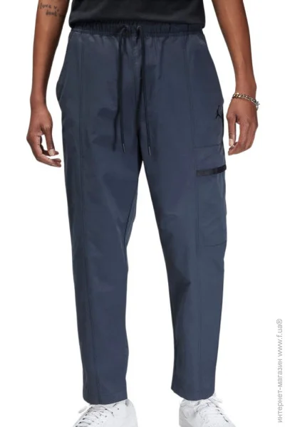   Jordan ESSENTIALS (FN4539-010-S)