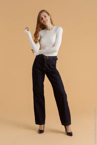 Karol     D-670 36 - (2000990305671)
