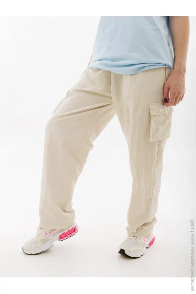   Nike   CARGO  S (7dDO7209-104 S)