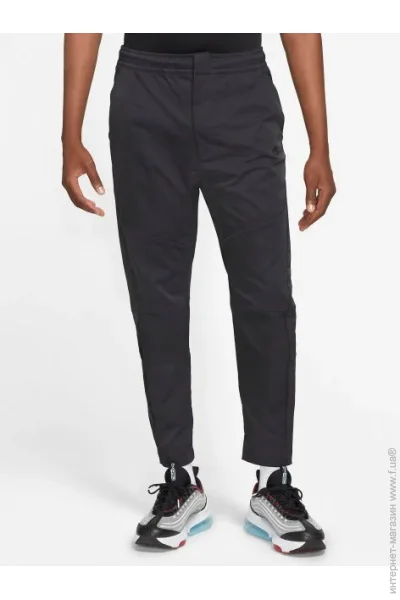   Nike M Nsw Te Wvn Ul (DH4224- 010-M)