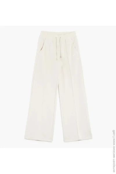   Nike Sportswear Essential (FB8490-104-XS)