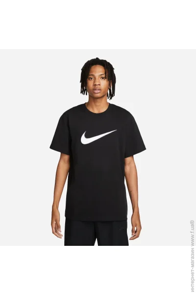   Nike Sportswear T-shirt (FN0248-010-XS)